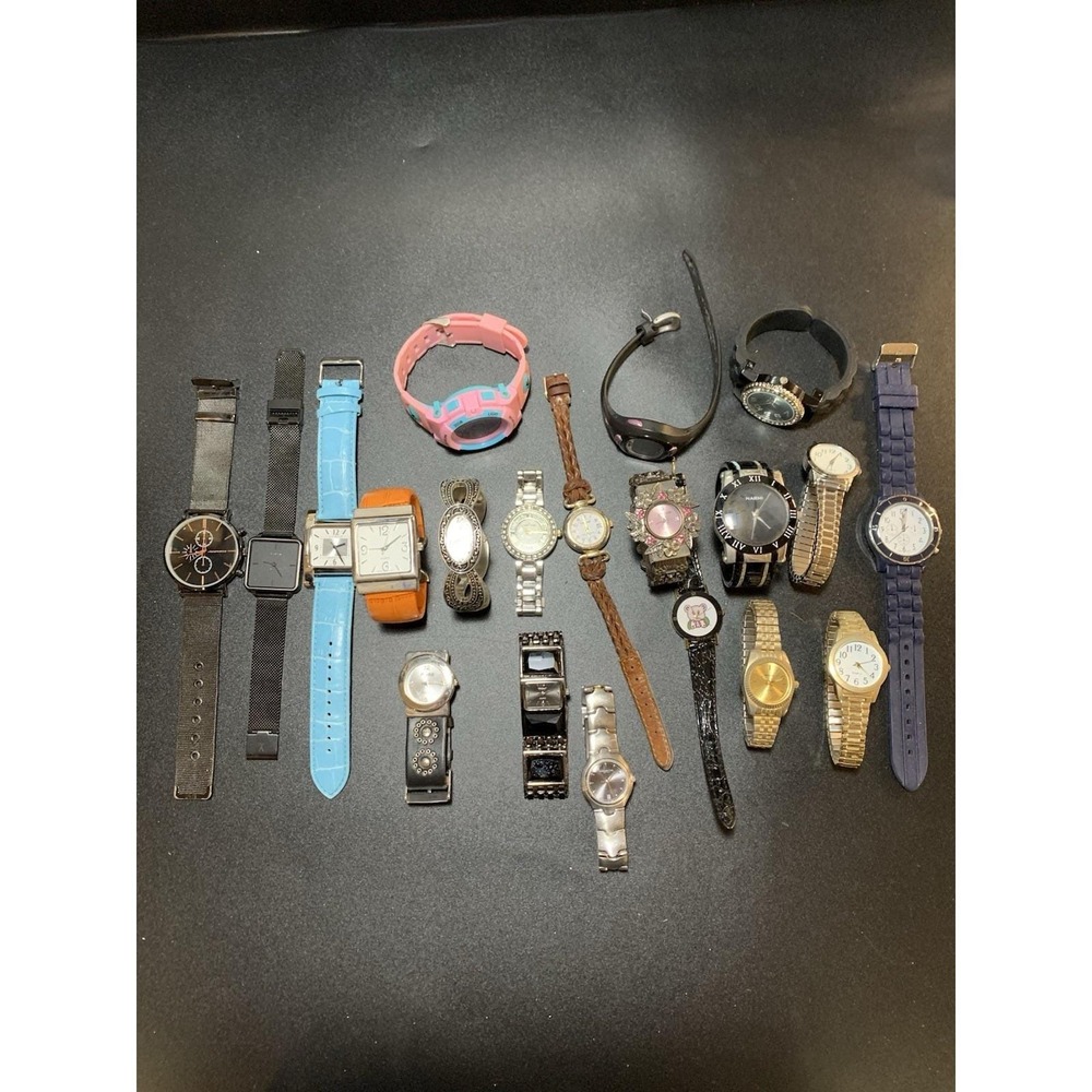 Vintage To Modern Lot Of 20 Watches All Need Batteries Except 2 READ